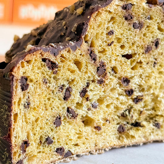 Rondinella Dolce di Pasqua - Gocce di cioccolato e glassa fondente con nocciole  BIO 600g - Fermaggio®